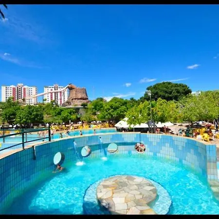 Apartamento Spazzio Di Roma Com Acesso Ao Acqua Park Splash Caldas Novas Exterior foto